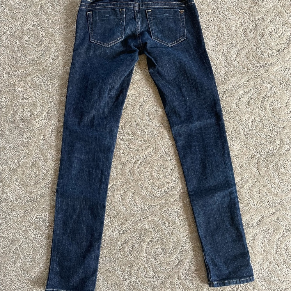 Guess skinny jeans size 24 women
